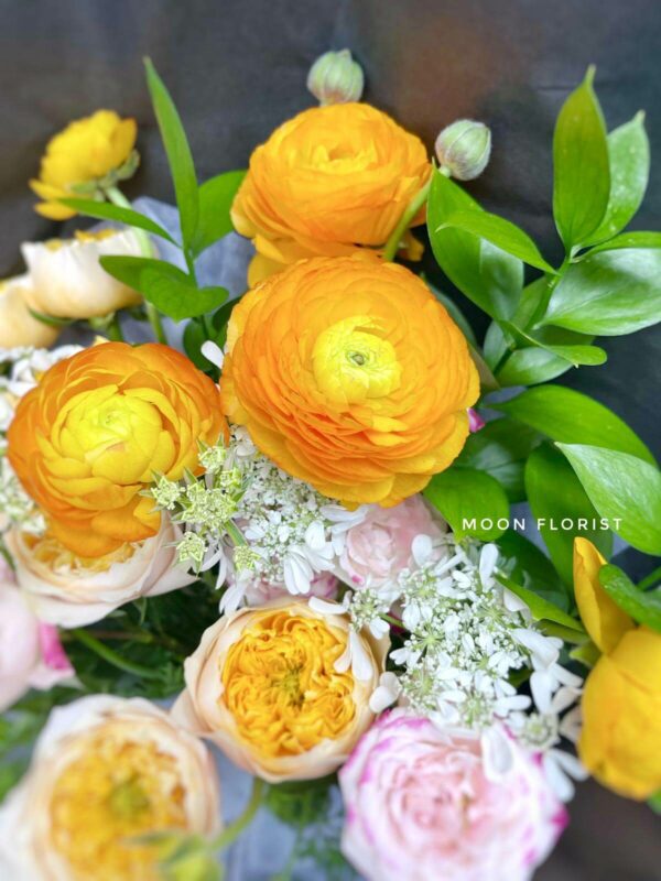 母親節花束, 母親節花, Moon Florist -燦爛玫瑰06